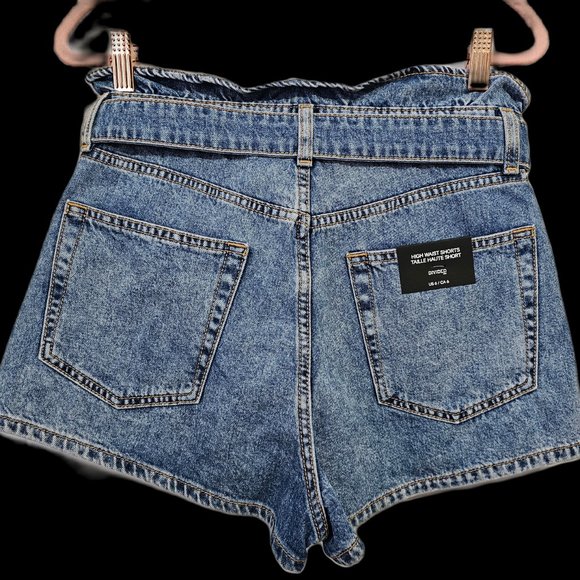 NWT H&M Divided Paper bag High waisted shorts - Picture 2 of 4